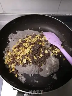 Make Coco-cococo-cocoo-cow-rolling sugar step 11