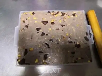 Make Coco-cococo-cocoo-cow-rolling sugar step 13