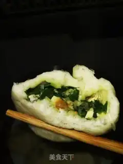 Make ♪ A cheesy egg dry fan bun ♪ step 2