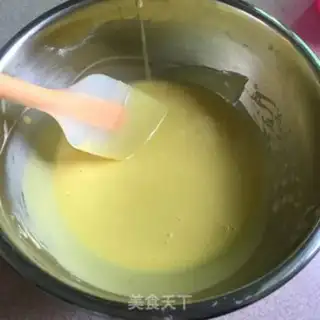 Make Old yogurt early cake step 6