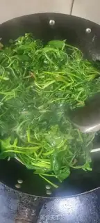 Make Scrambled spinach step 4