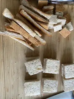 Make Strawberry toast step 1
