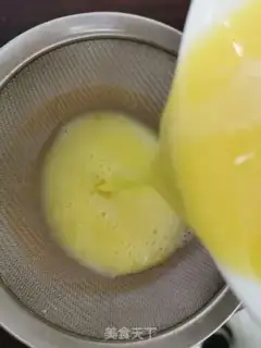 Make Eggs step 1