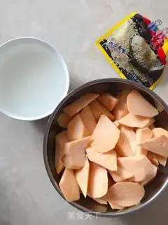 Make A silk-cracking melon step 1