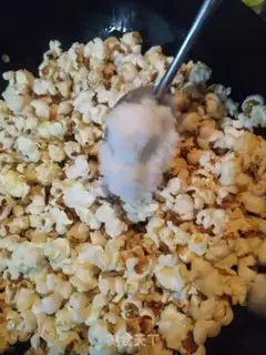 Make Milky popcorn step 4