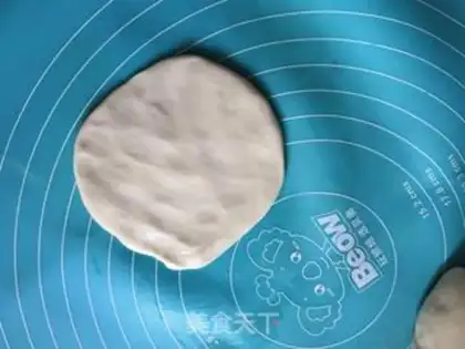 Make Hand grab cake step 8
