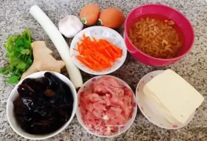 Make Spicy soup step 0