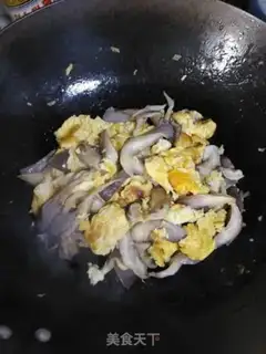 Make Fry eggs step 11