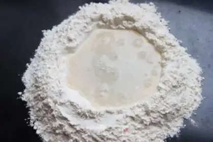 Make Rose buns step 1