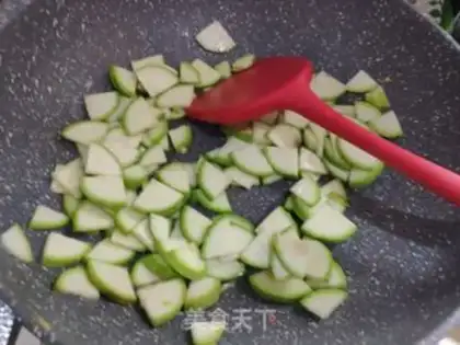 Make Scrambled eggs step 4