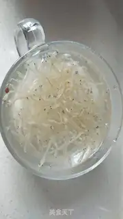 Make Silver fish steamed eggs step 0