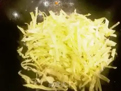 Make Bean sprouts for fans step 3