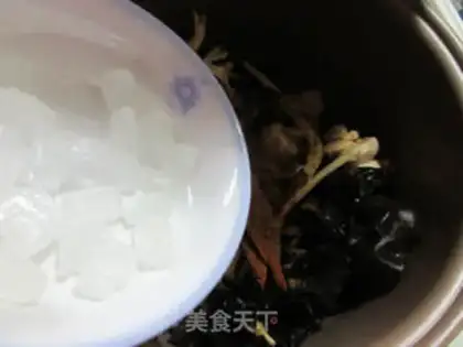 Make Black-muck, yellow-eared chicken step 10