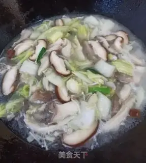 Make Cabbage pasta mushrooms step 4