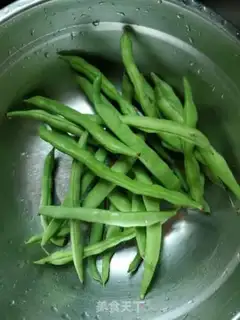 Make Rotten milk and beans step 0