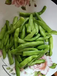 Make Rotten milk and beans step 1