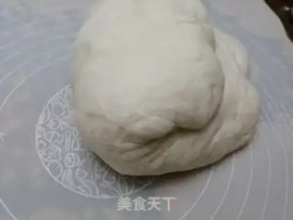 Make Three-ding meat buns step 5