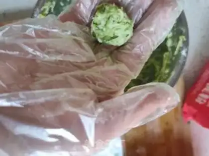 Make radish slipballs step 5
