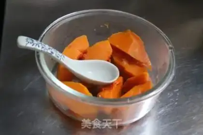 Make Red-tree red sugar buns step 5