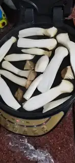 Make Roasted chicken leg mushrooms step 0