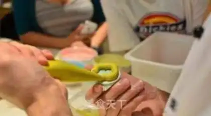 Make Delicious Macalon step 9