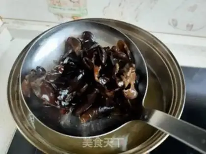 Make Meatflakes for mushrooms step 2