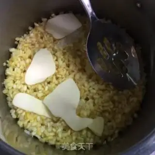 Make Sweet green bean pie step 1