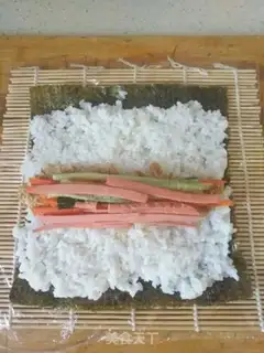 Make Flower sushi step 8