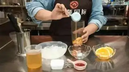 Make Orange vanillaberry fruit tea step 2