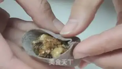 Make The greasy dumpling party step 5