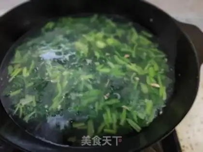 Make Spinach omelet soup step 6
