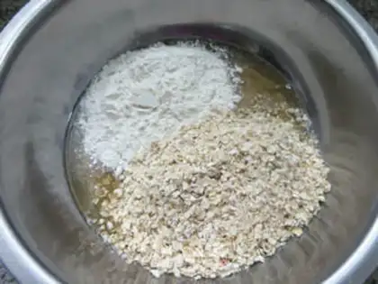 Make Spicy, sesame biscuit step 4