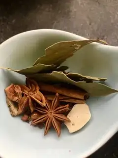 Make Five spicy tea eggs step 5