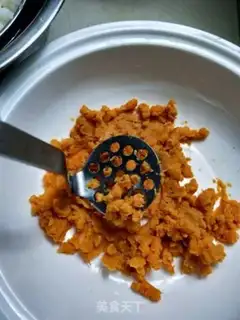 Make Potato sesame cake step 0