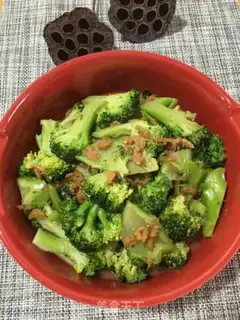 Make Seameal oil broccoli step 6