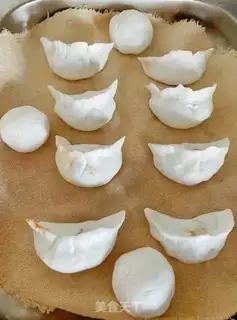 Make Shrimp dumplings step 4