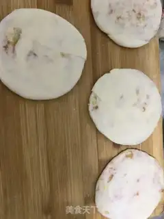 Make Pork onion pie step 6