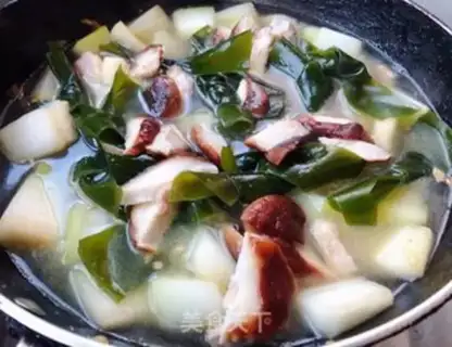 Make Seaweed melon mushroom soup step 6