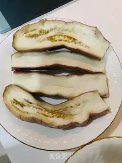 Make Meat and eggplant step 1