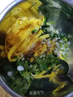 Make Eggs and spinach step 6