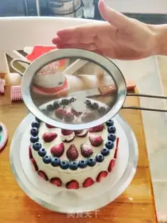 Make Strawberry blueberry Christmas cream cake step 12