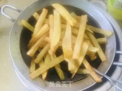 Make Tomato sauce and potatoes step 6