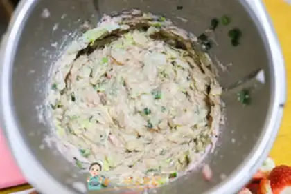 Make Pork dumplings step 5