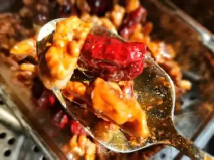 Make Red dates steaming walnuts step 9