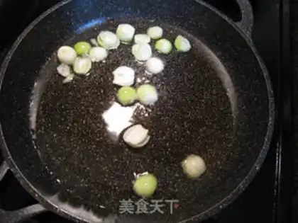 Make Onion oil step 0