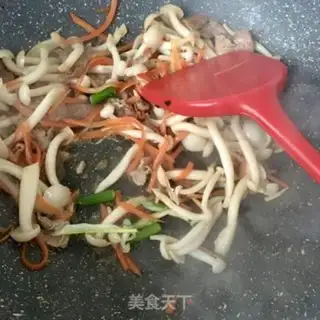 Make Meat peppers, white mushrooms step 13