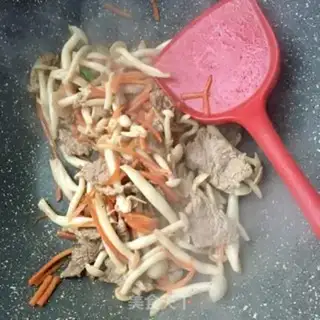 Make Meat peppers, white mushrooms step 15