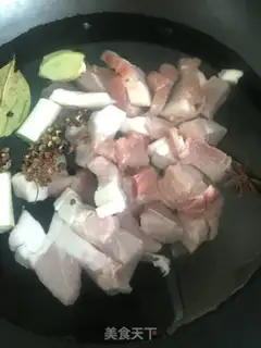 Make Quail egg red meat step 1