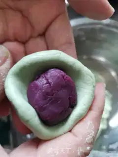 Make The Purple Potato Avery Greens step 16