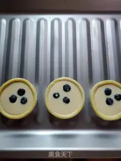 Make Blueberry balls step 2